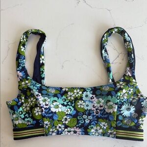 Aerie Blue and Green Crop Top with Vibrant Design